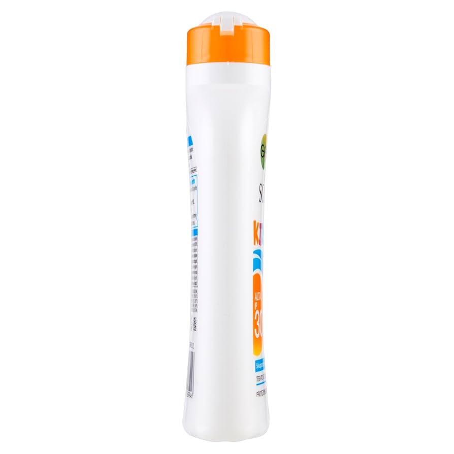 Garnier Ambre Solaire Protezione Solare Resistente per Bambini, Latte Idratante senza Parabeni, Protezione Alta IP30, 200 ml